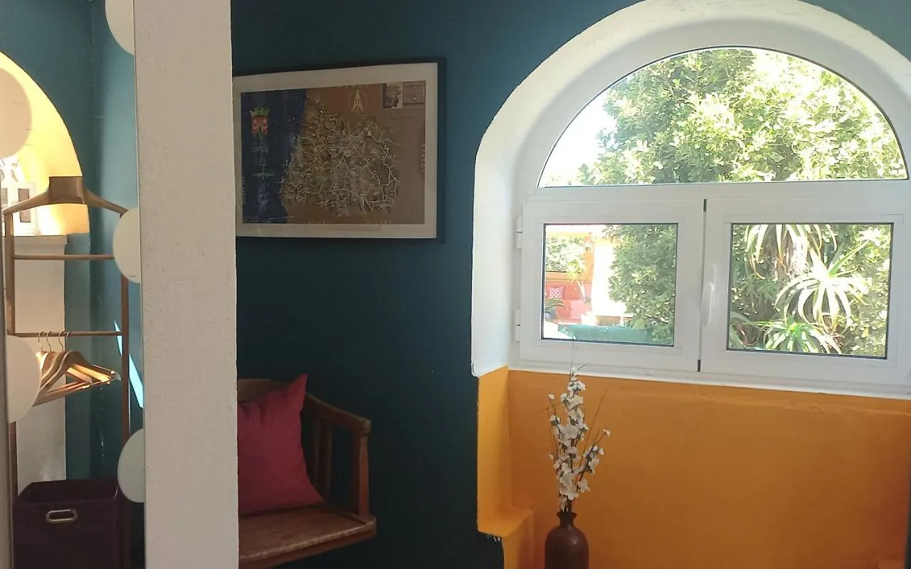 Bed and Breakfast Lugar Saloio Sintra Mem Martins 0*,